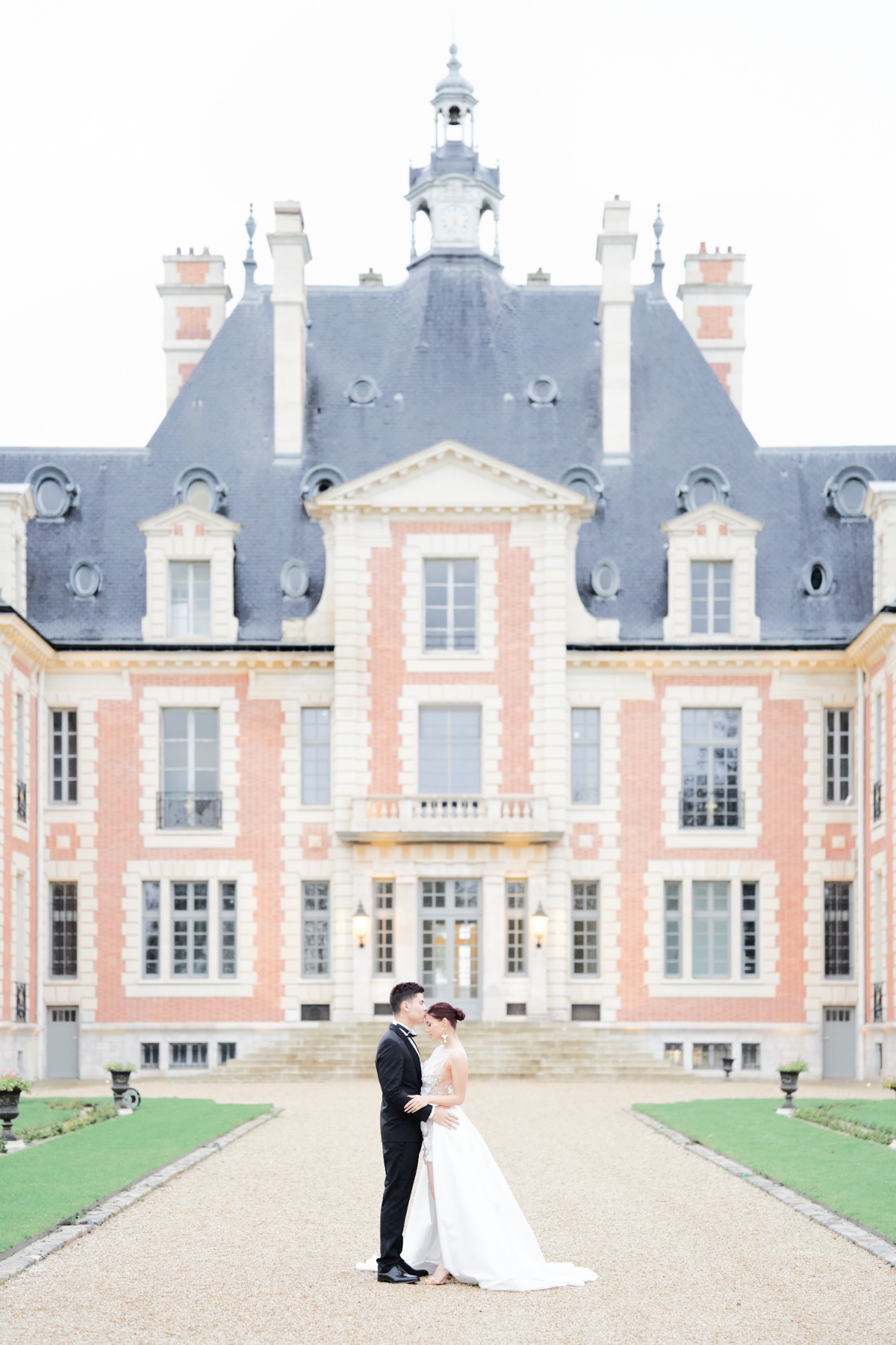 chateau wedding photos