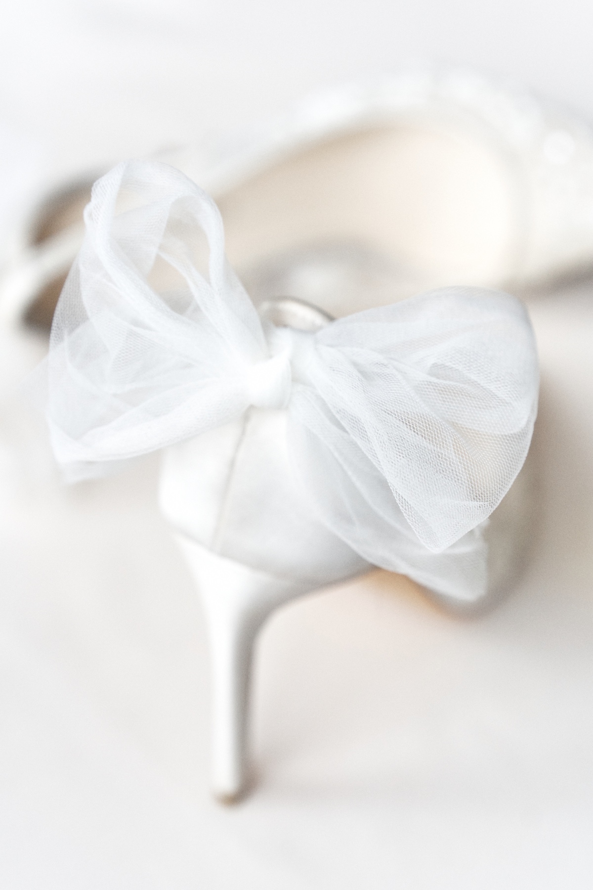 wedding shoes with bows