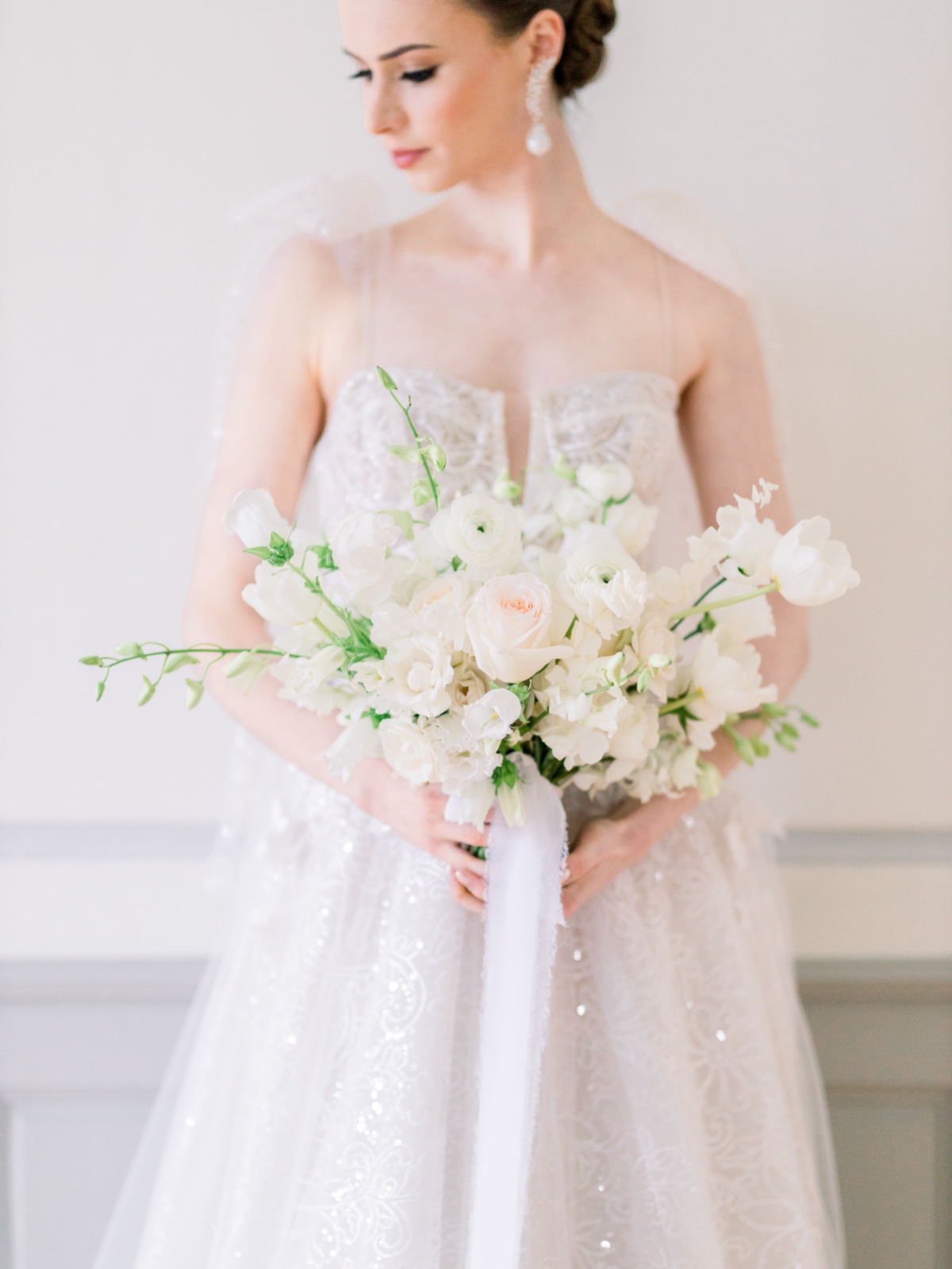 off white bridal bouquet