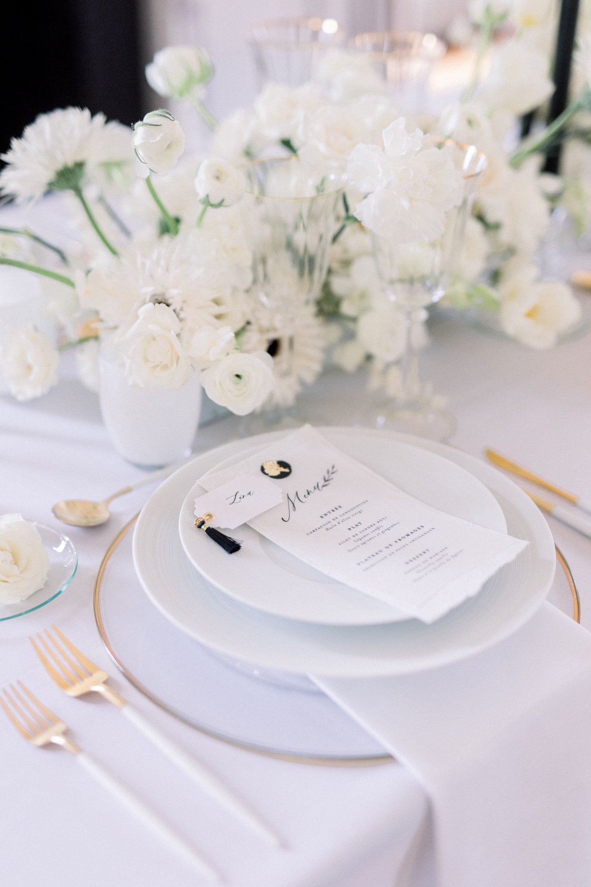 all white place setting for wedding