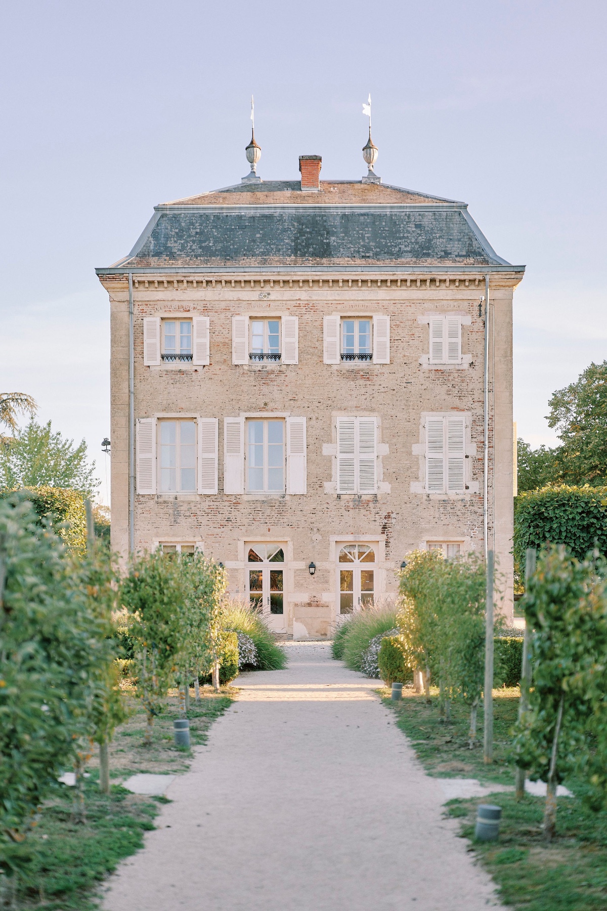 perfect-french-chateau-wedding-in-burgundy00001