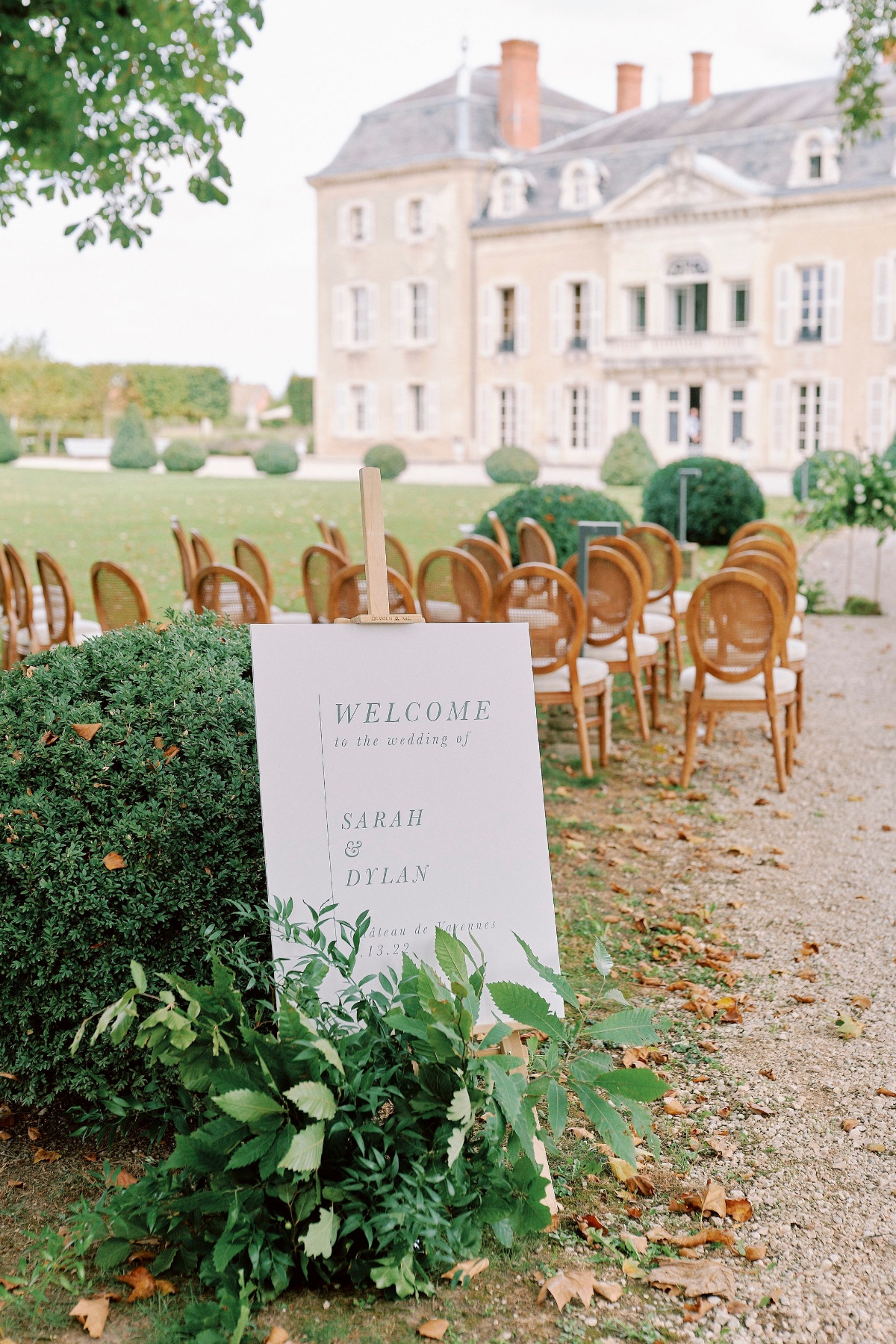 perfect-french-chateau-wedding-in-burgundy00020