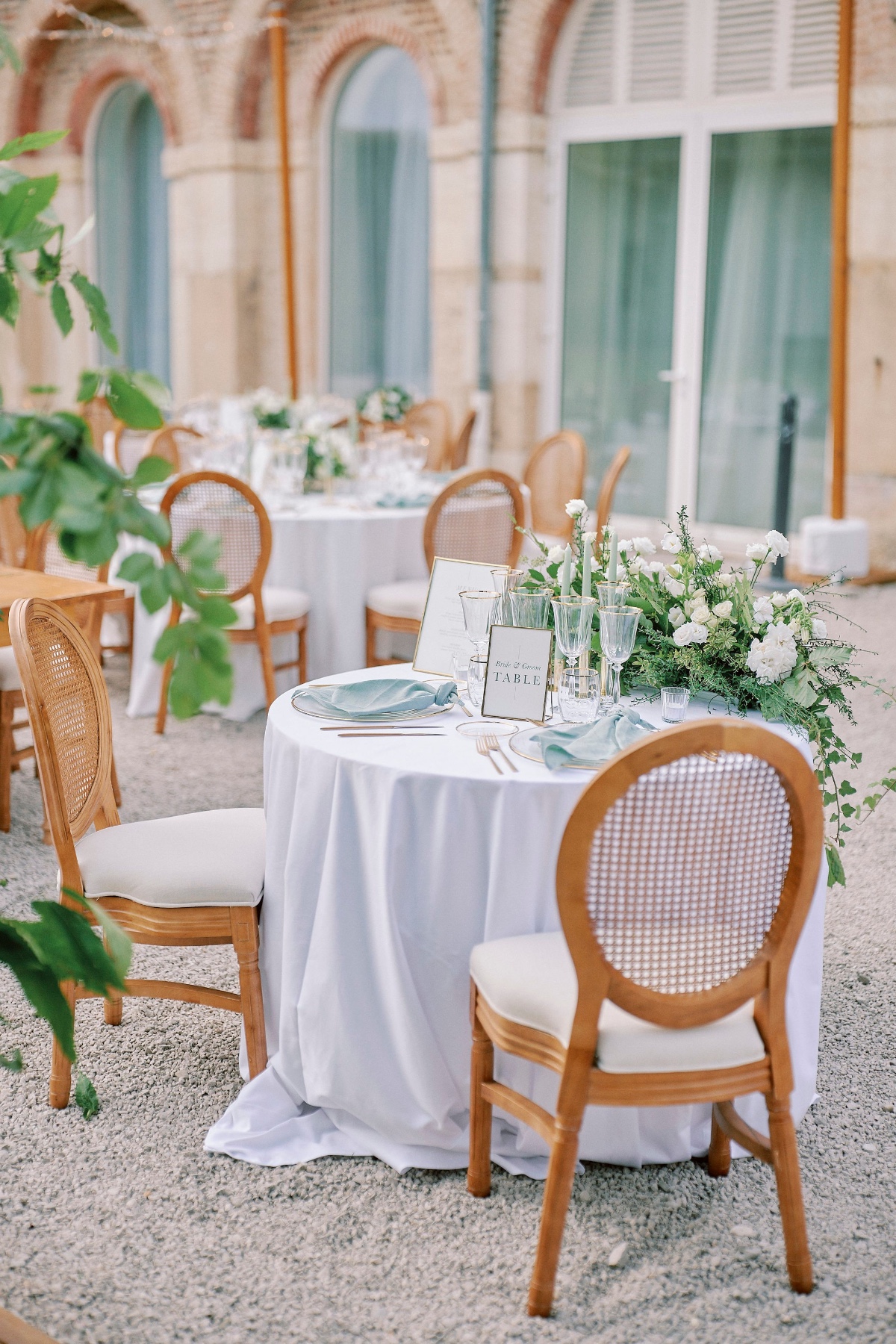 perfect-french-chateau-wedding-in-burgundy00047