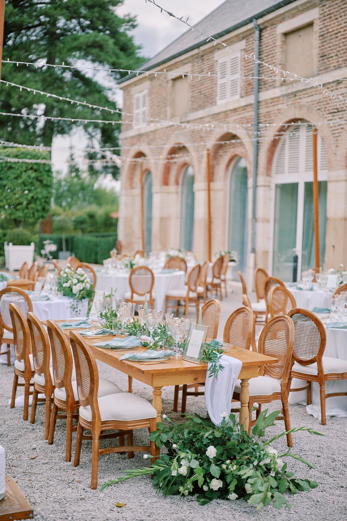 perfect-french-chateau-wedding-in-burgundy00050