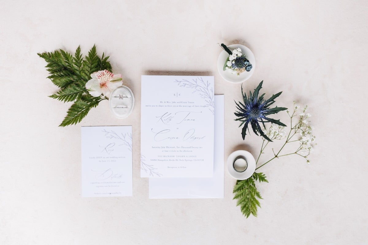 minimalist woodsy wedding invitations