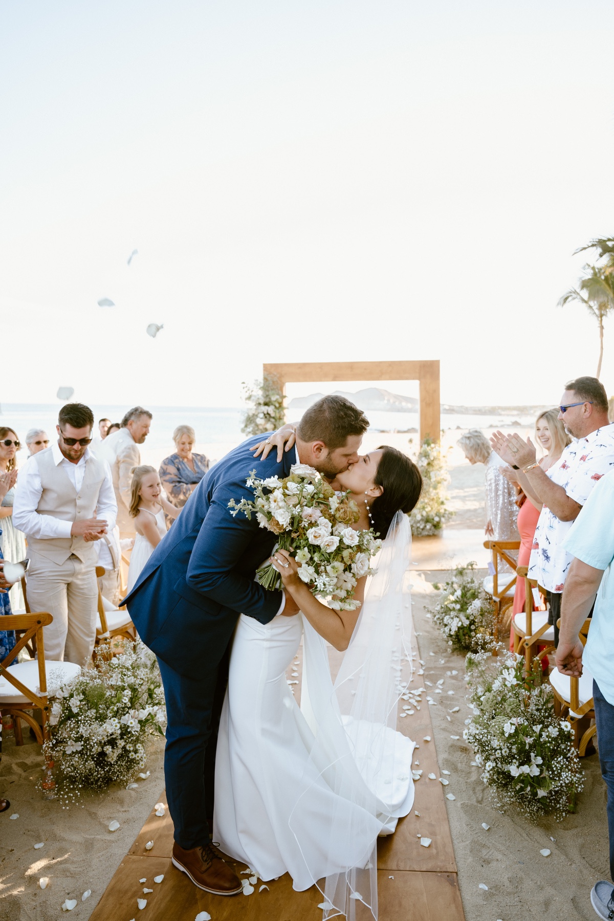 how to create a wedding aisle on the beach