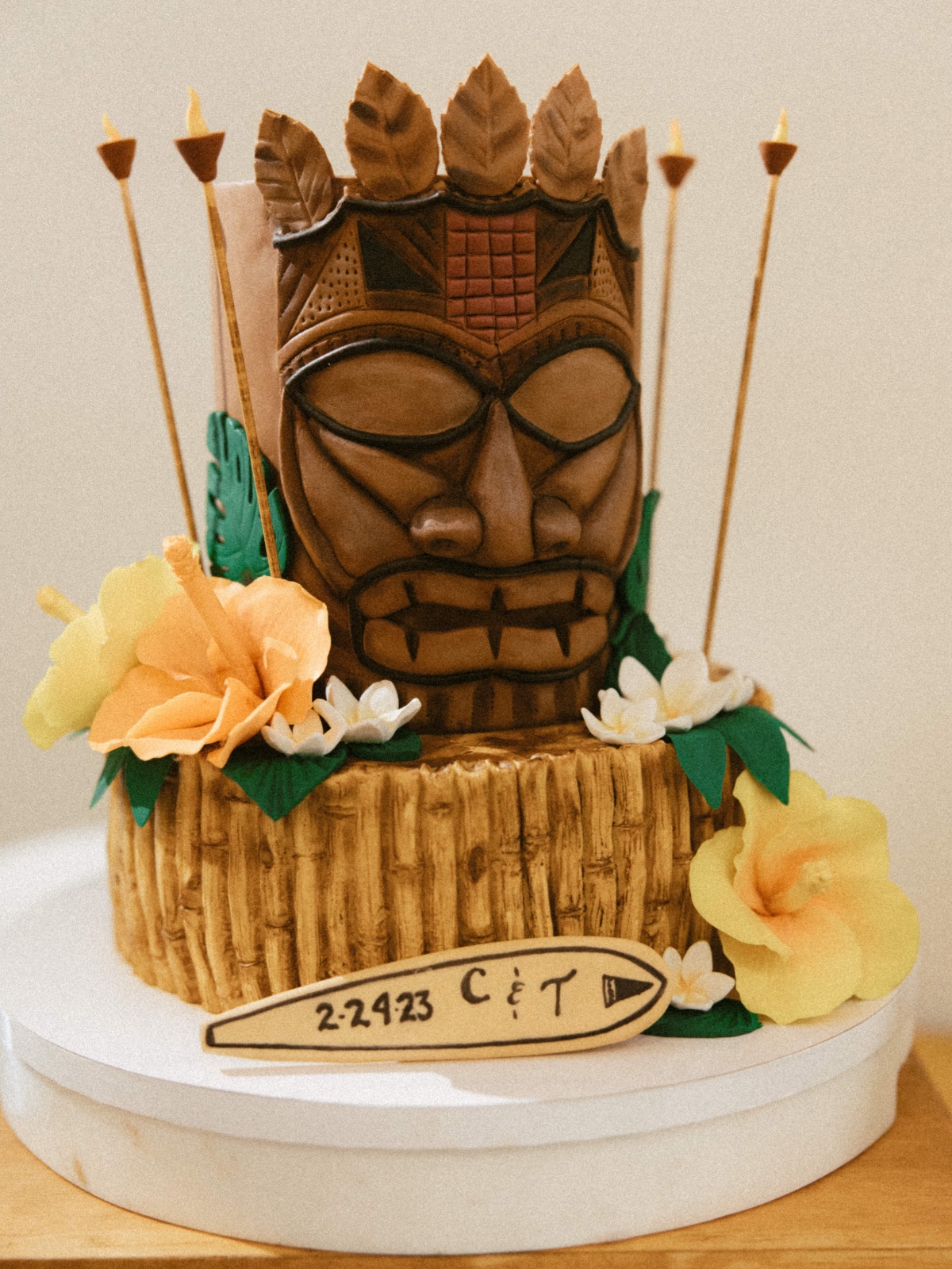 custom tiki wedding cake