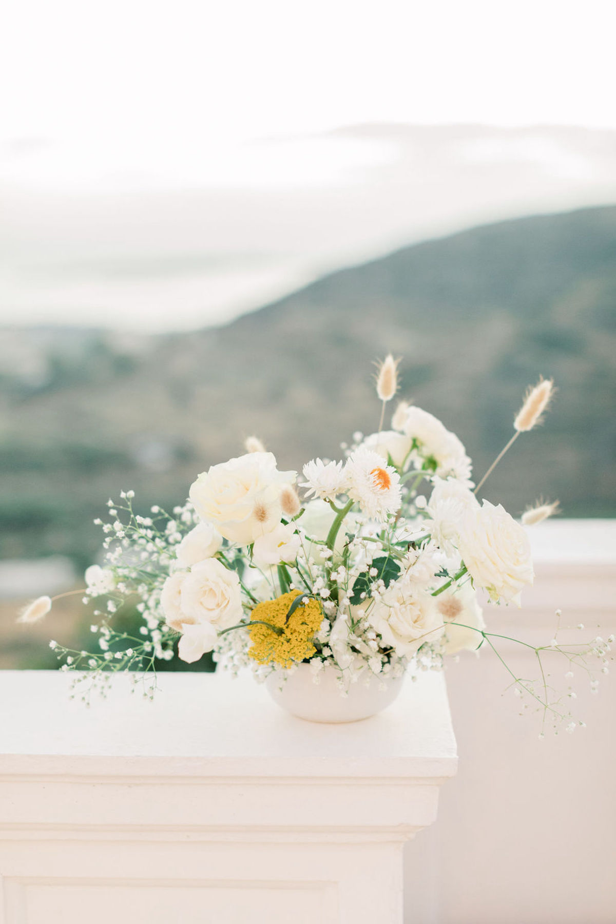 centerpieces with pops of yellow