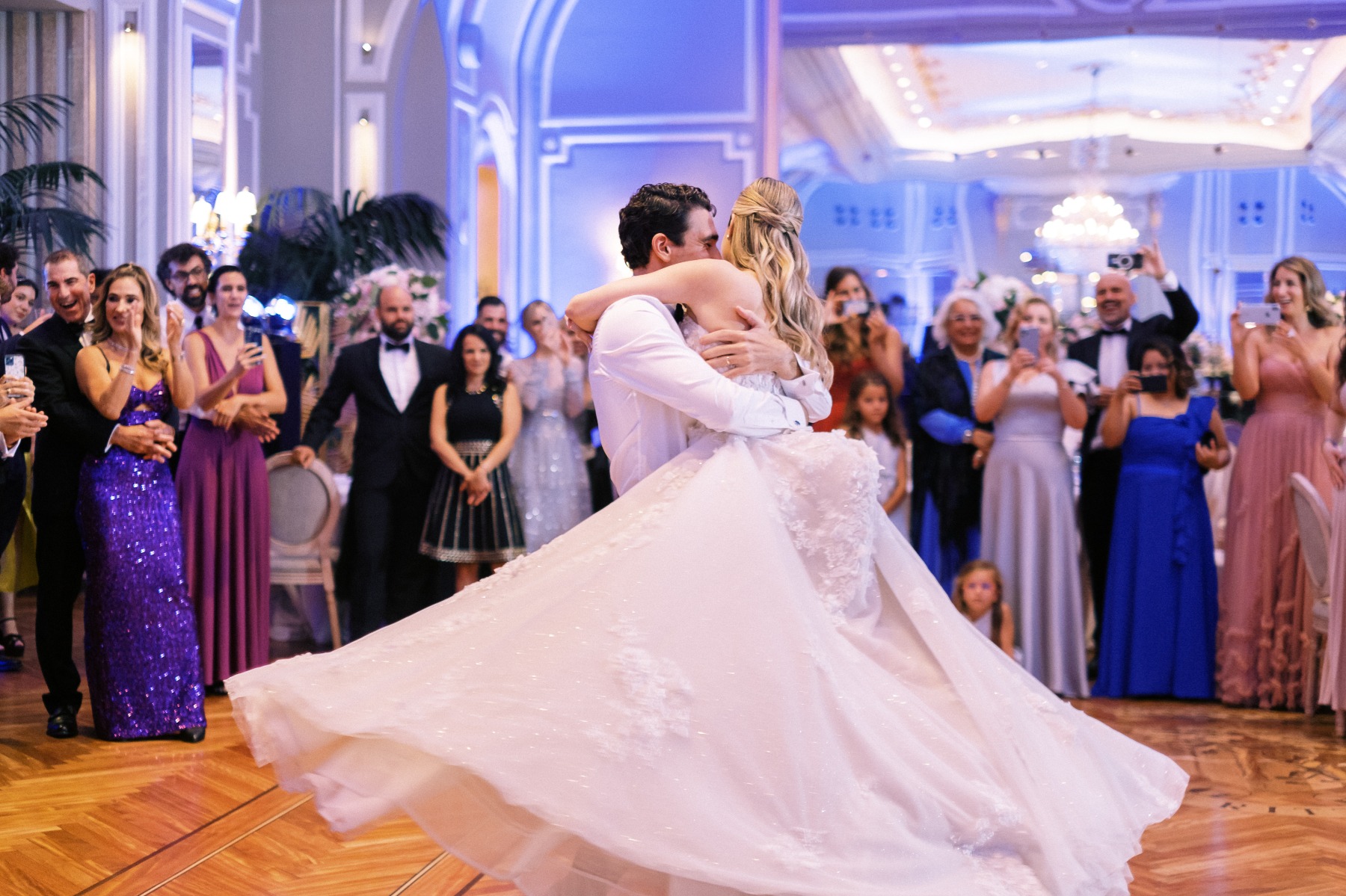 how to get the best first dance photos
