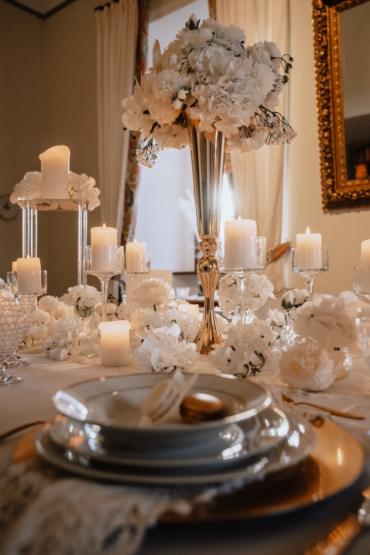 cloud-inspired centerpieces