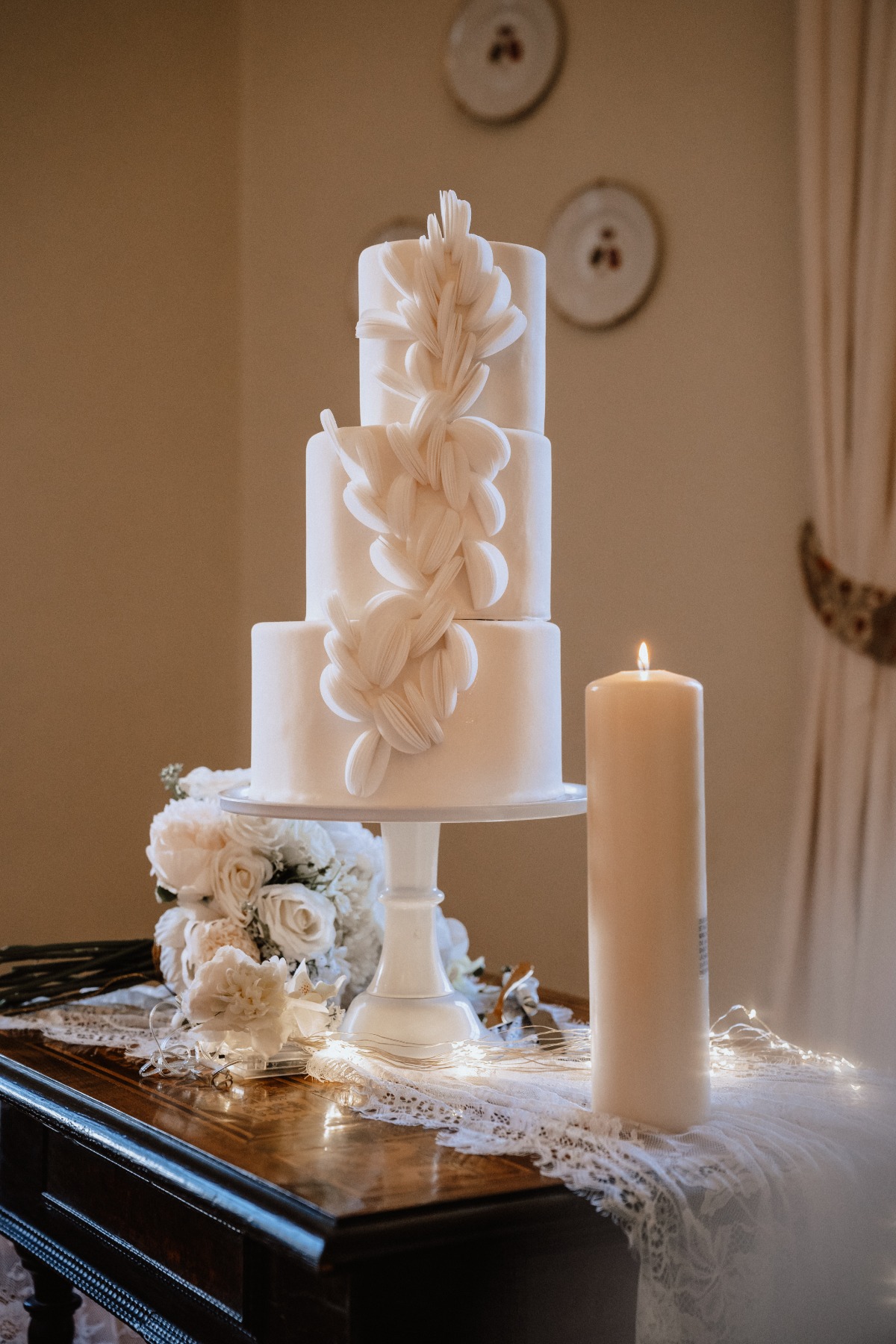 architectural wedding cake
