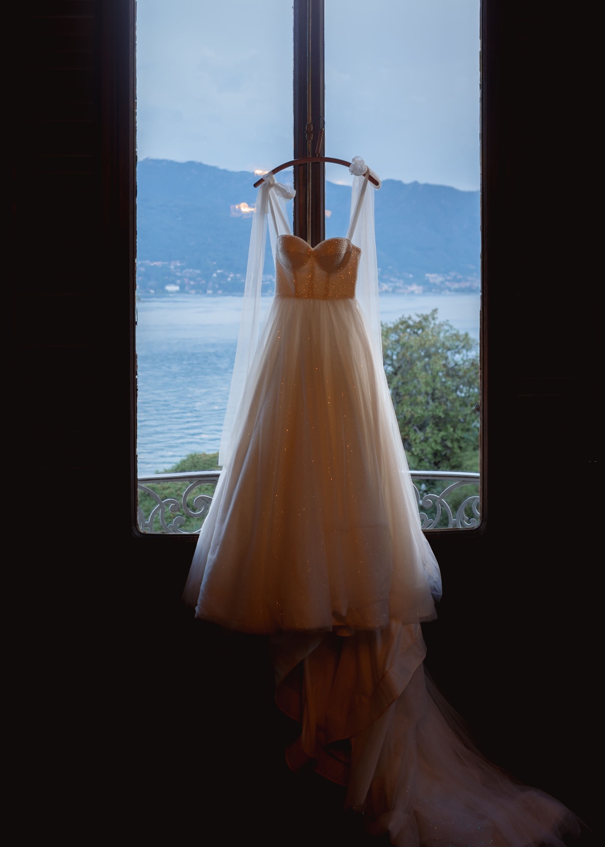 Romantic Eva Lendel wedding gown