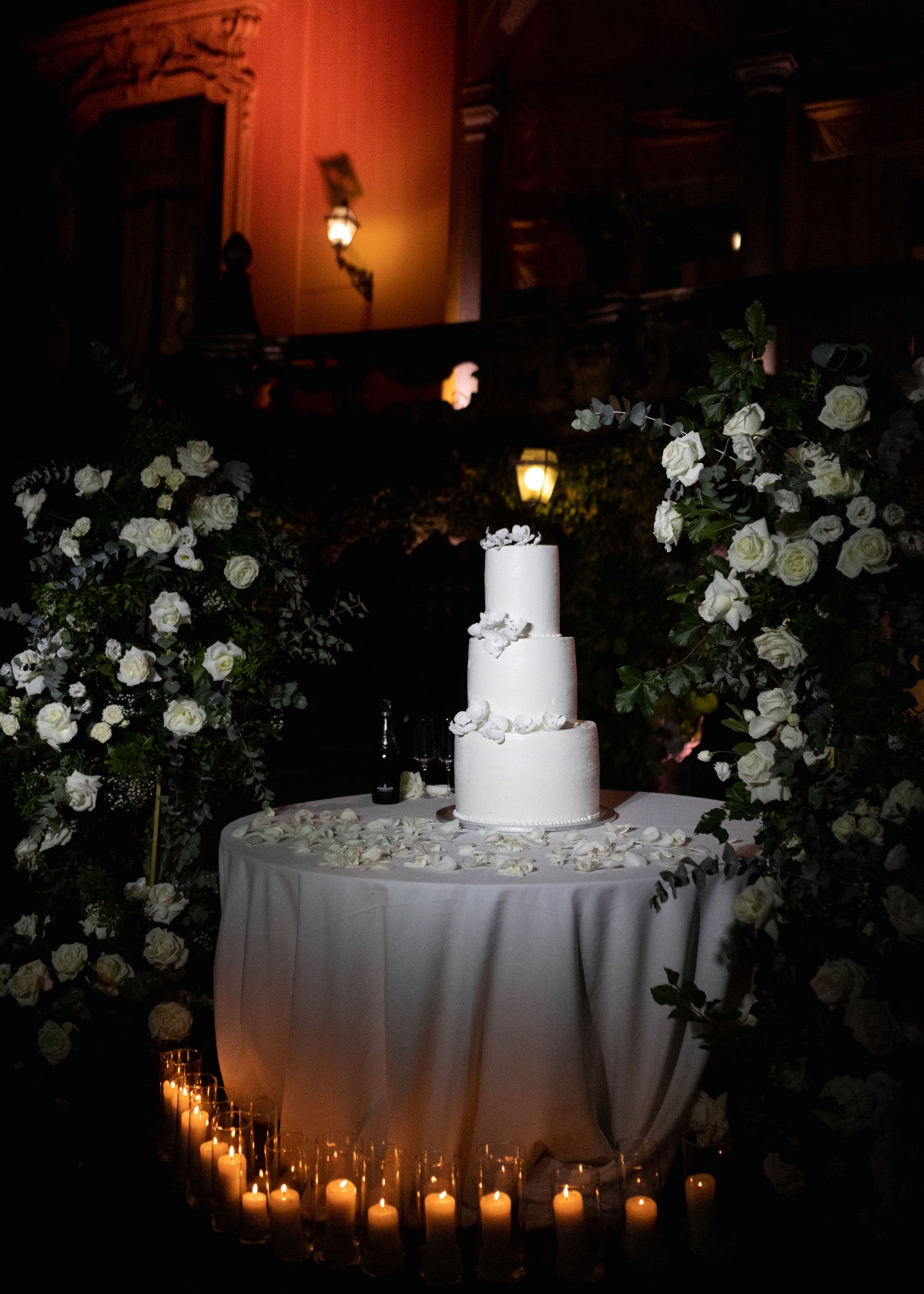 Elegant three tier wedding cake