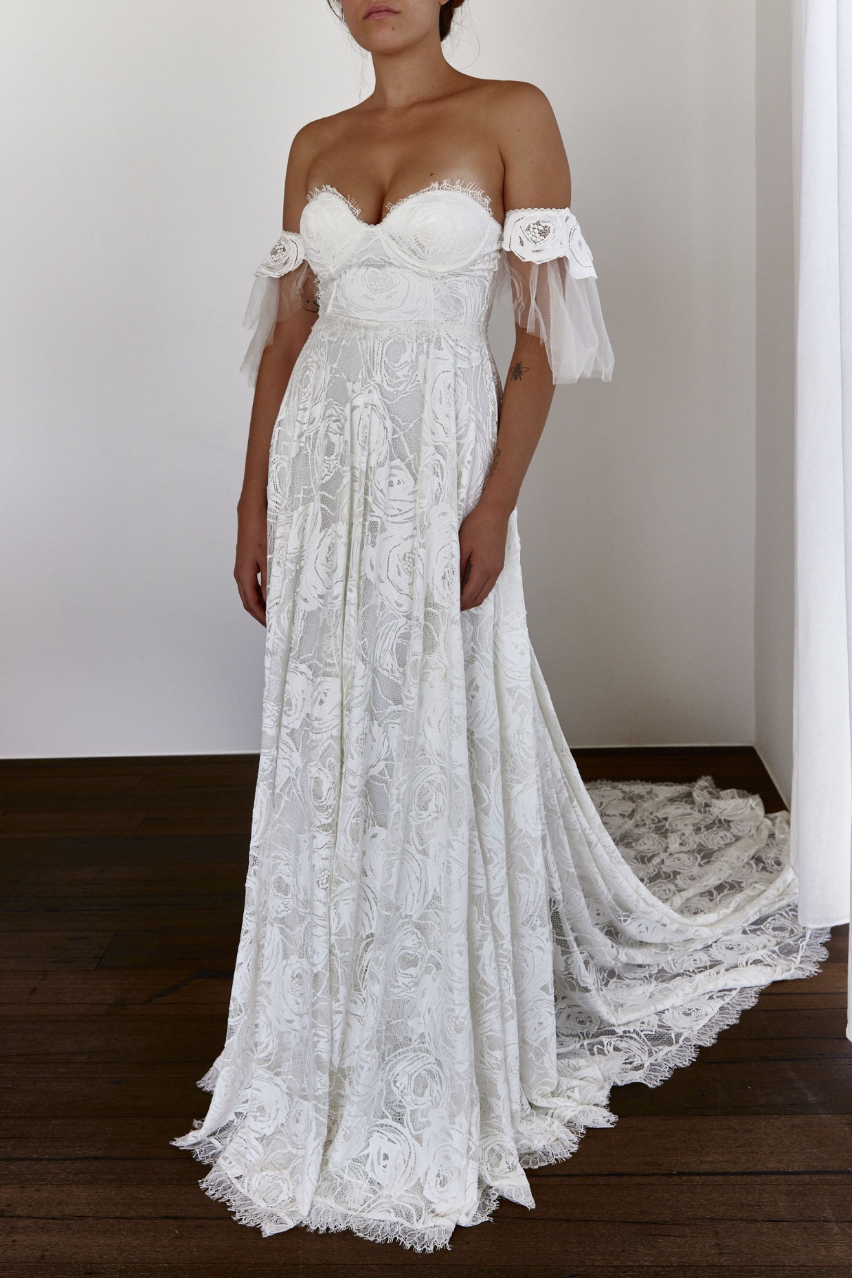 GRACE_LOVES_LACE_FINAL-CALL_PALM-IVORY-1-(1)