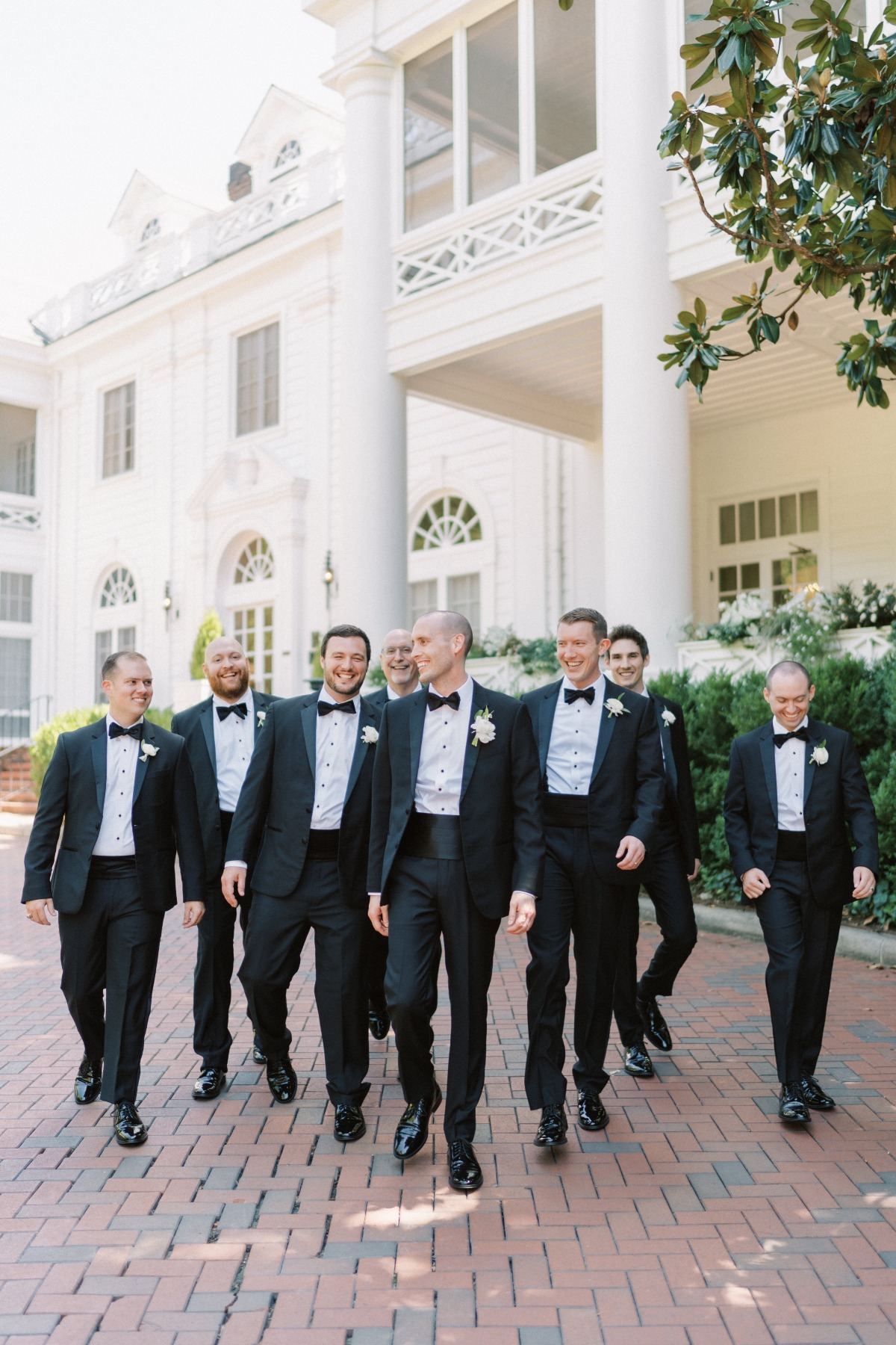 black tux idea for groosmen