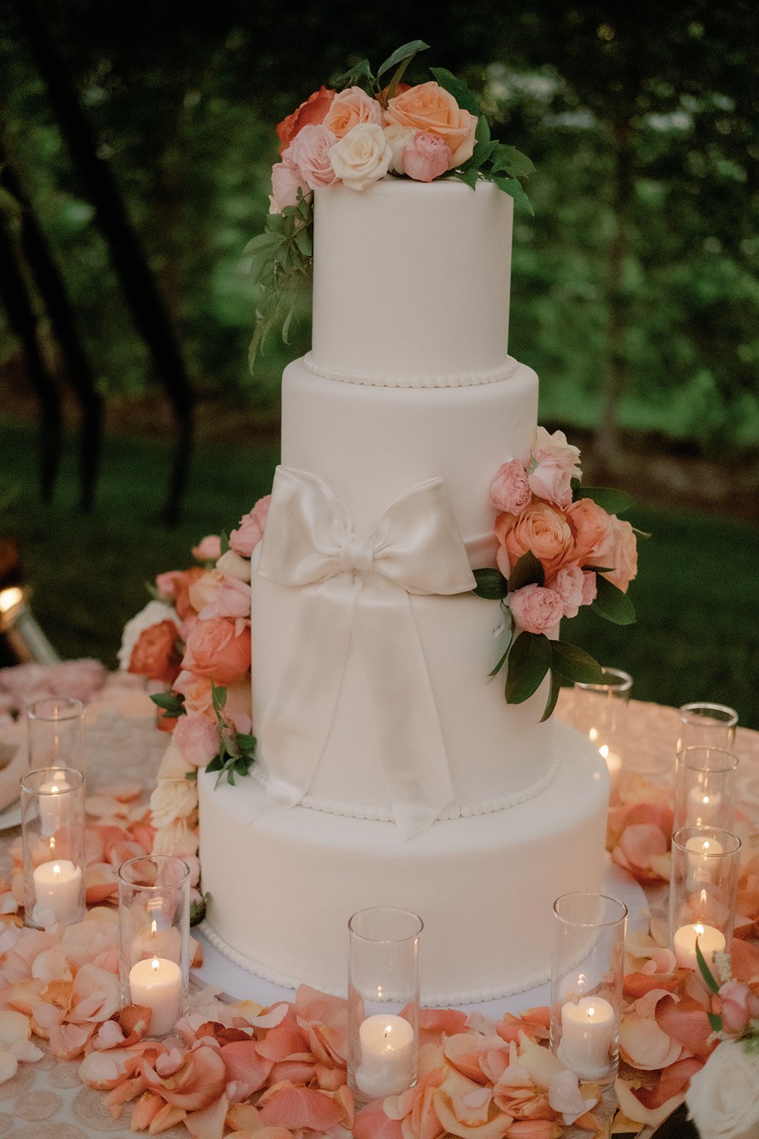 wedding cake with a bow
