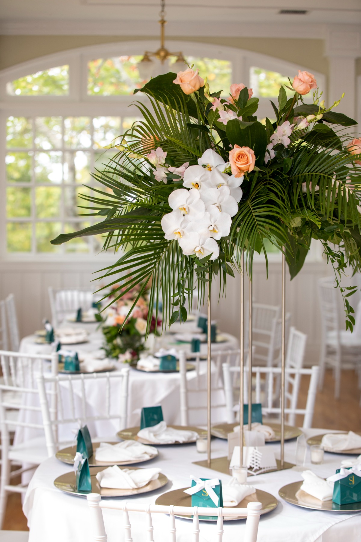 centerpieces with palm fronds