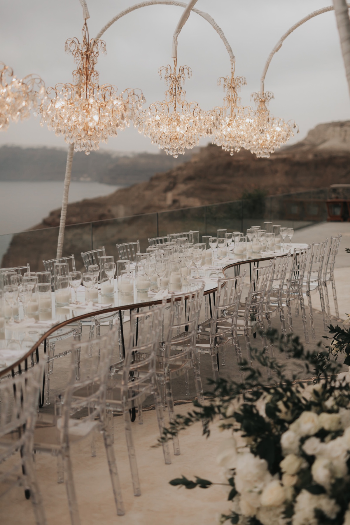 chandeliers for outdoor reception