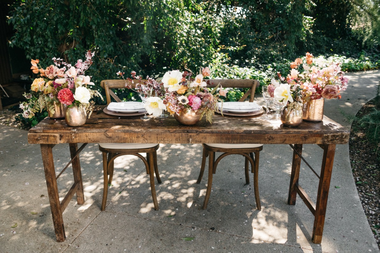 Rose gold and floral sweetheart table