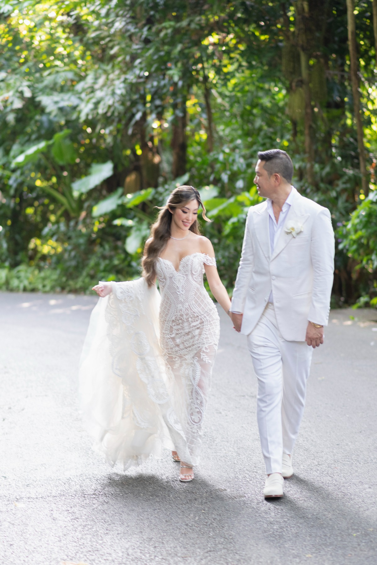 Tropical Thai wedding newlyweds
