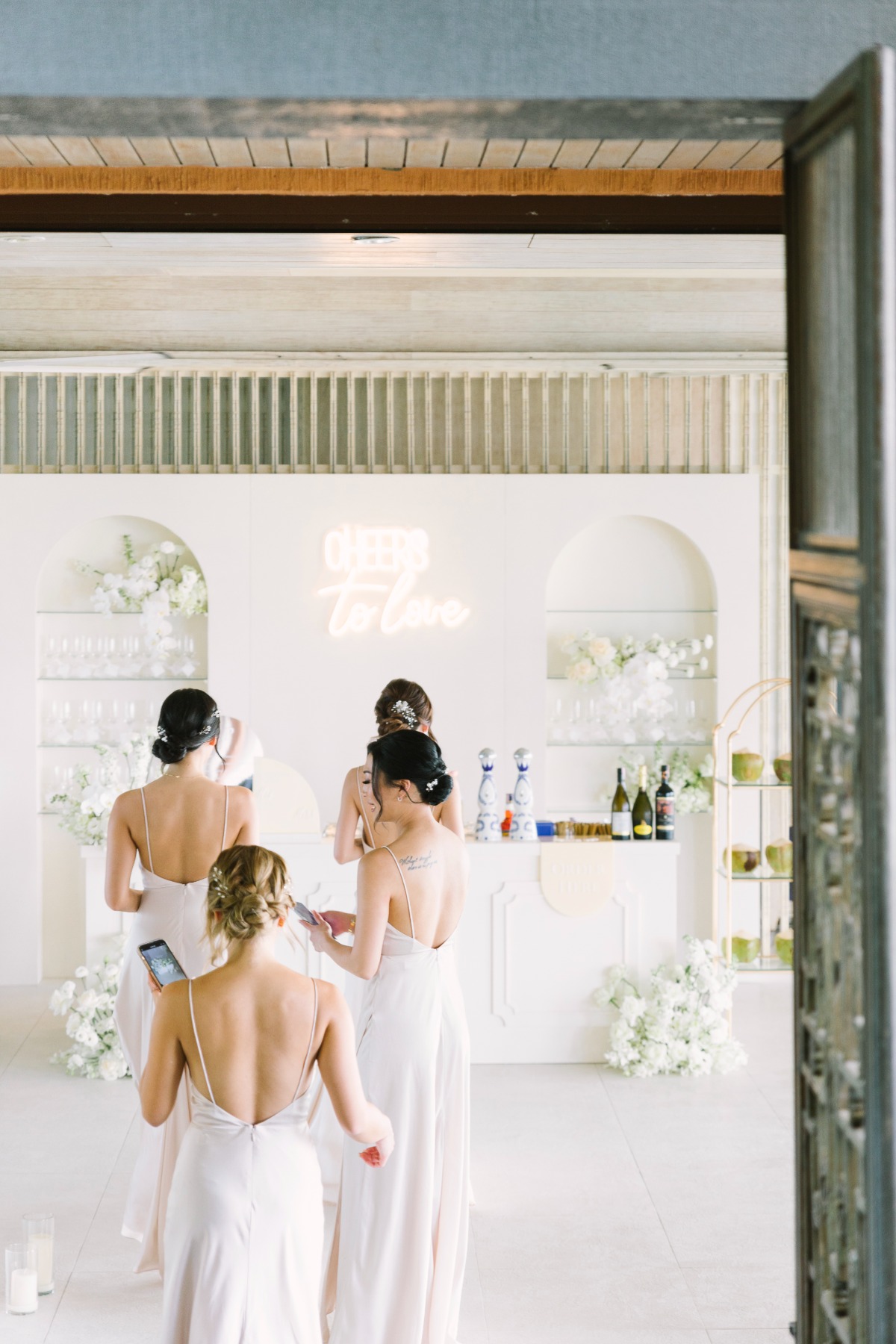 Bridesmaids at luxury Thai resort