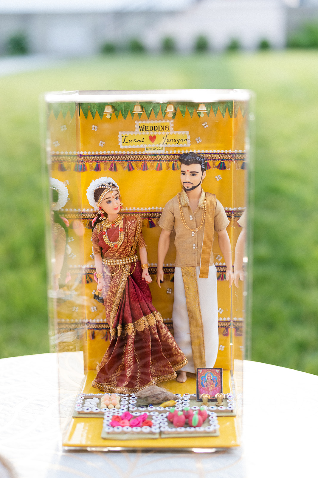 custom wedding figurines