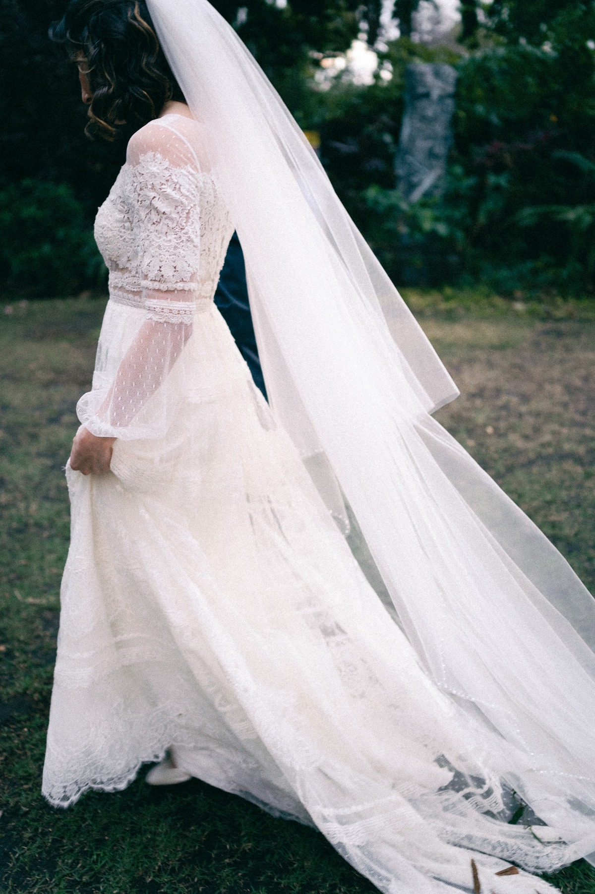 detailed long-sleeve wedding dress