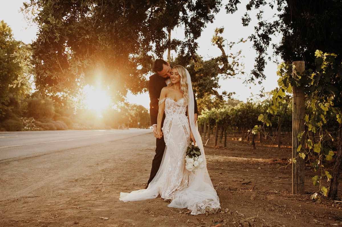 Sunset Napa Valley bride and groom photos 