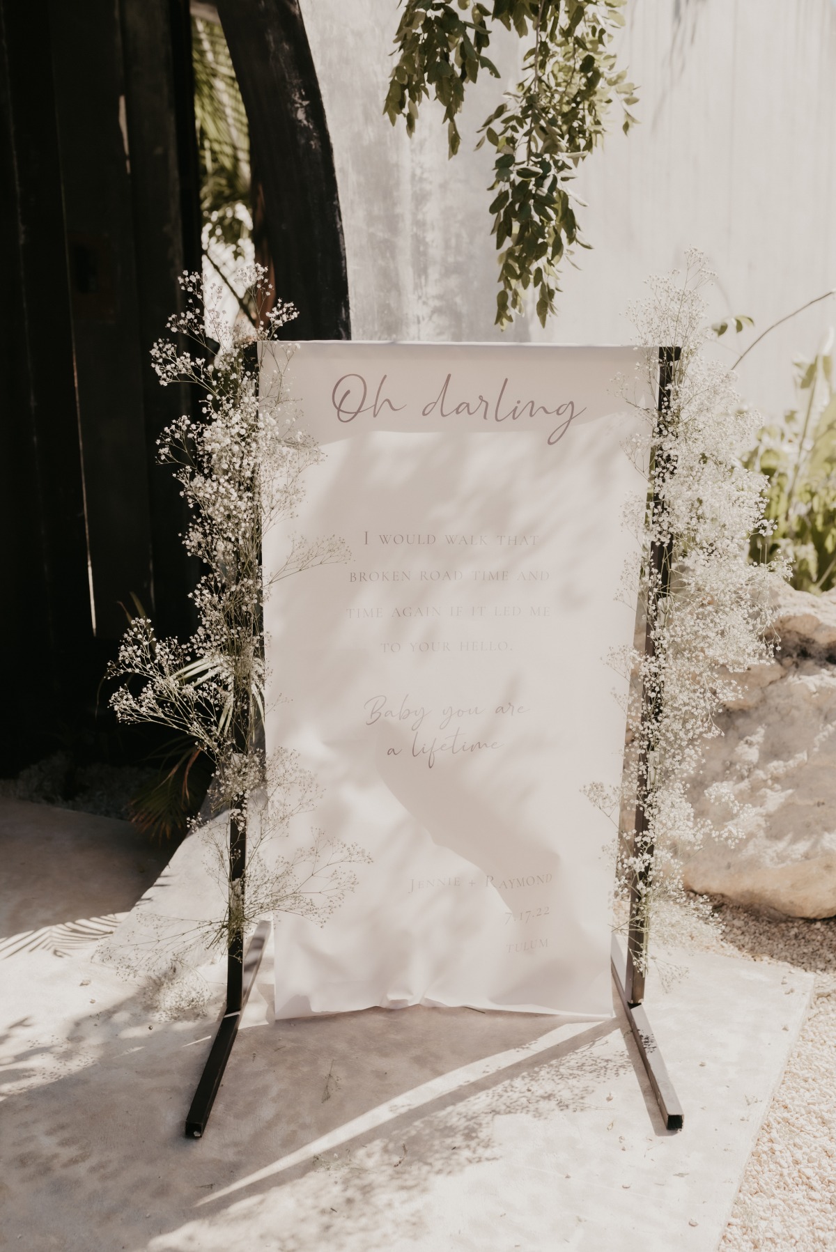 Baby's breath wedding welcome sign 