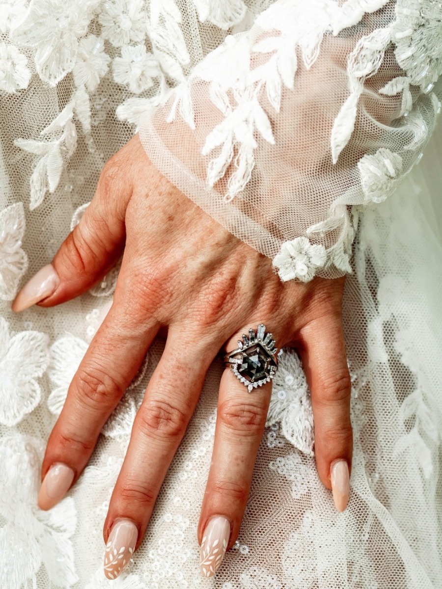 Spice up ring shopping with these salt and pepper diamonds