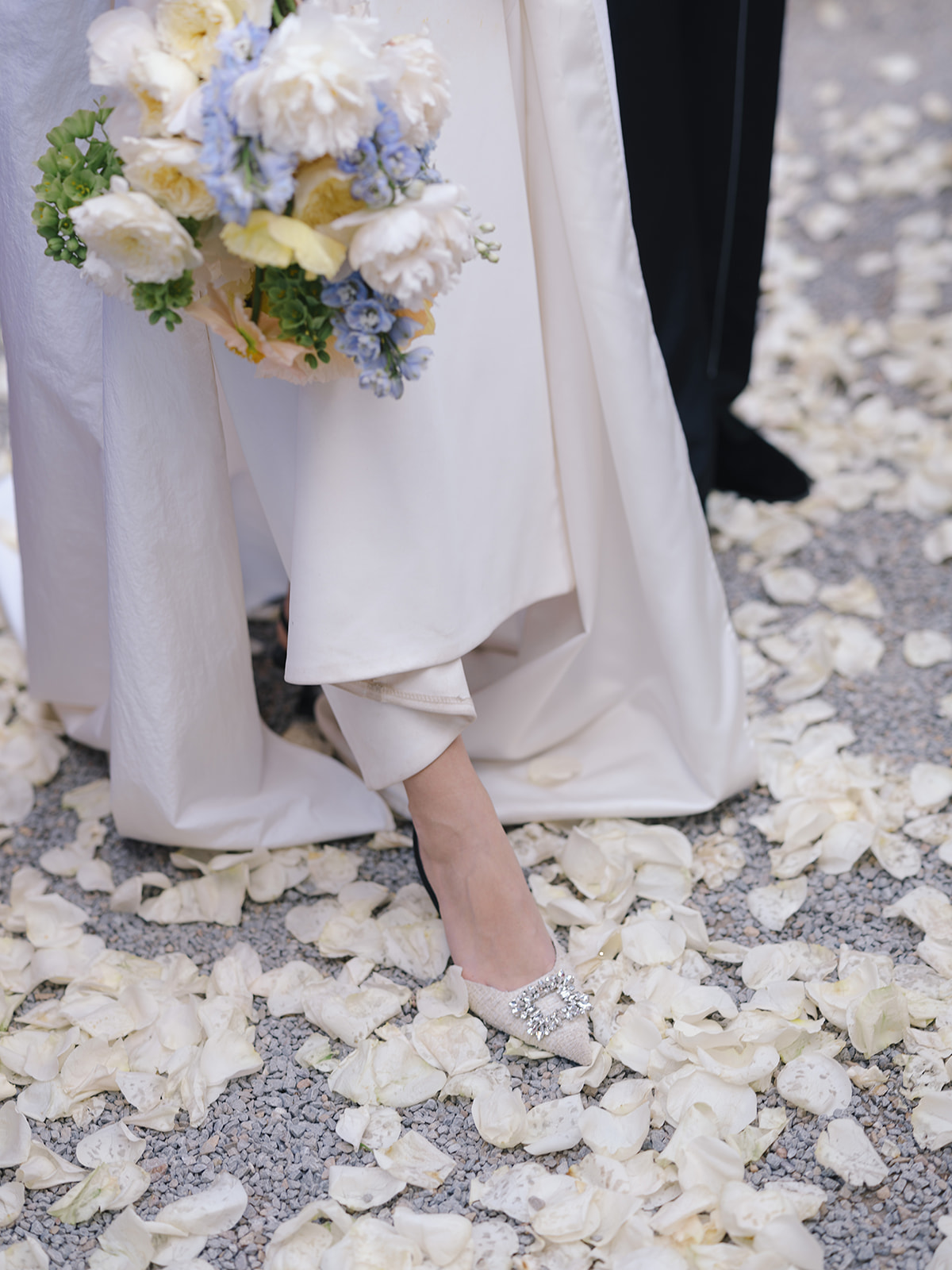 Elegant bridal details
