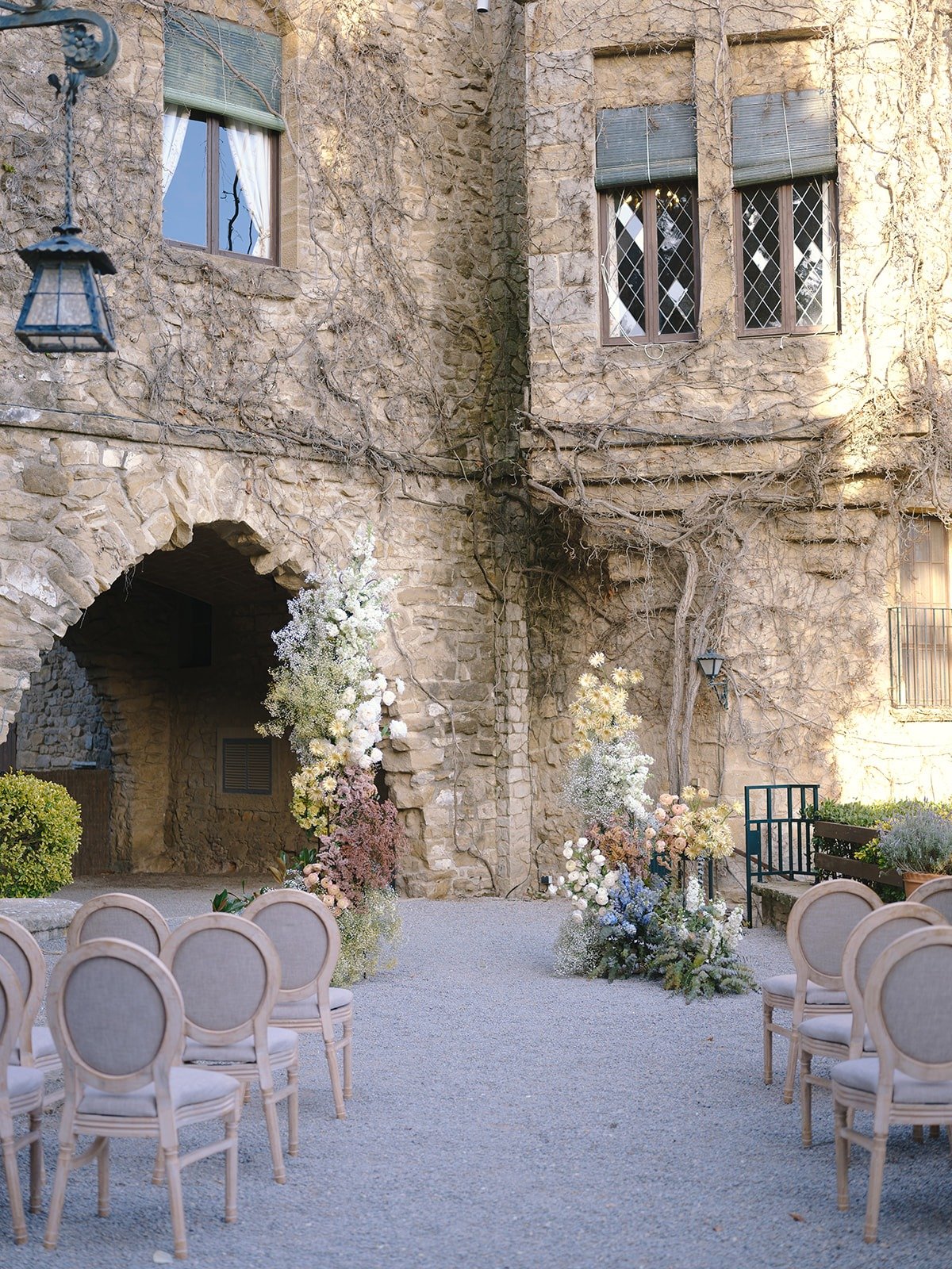 Romantic Spanish castle wedding ceremony