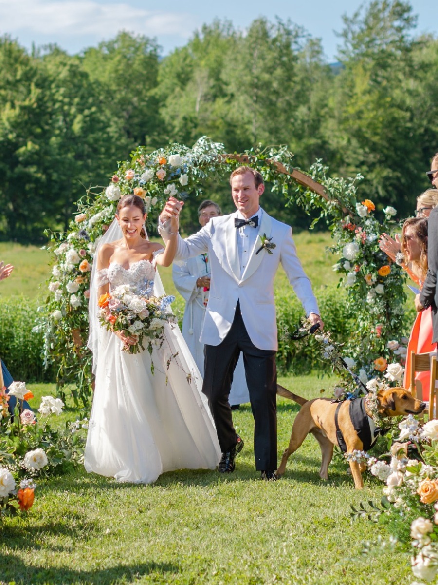 A Vermont mountain resort wedding with the cutest ski-themed details