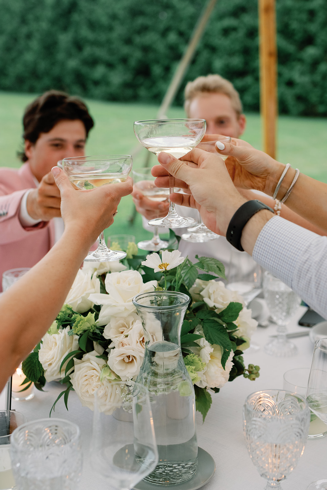 wedding cocktails cheers