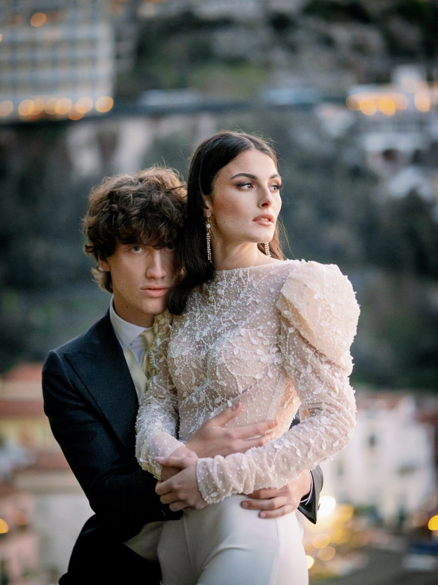 Intimate Amalfi Coast wedding featuring colorful florals & texture