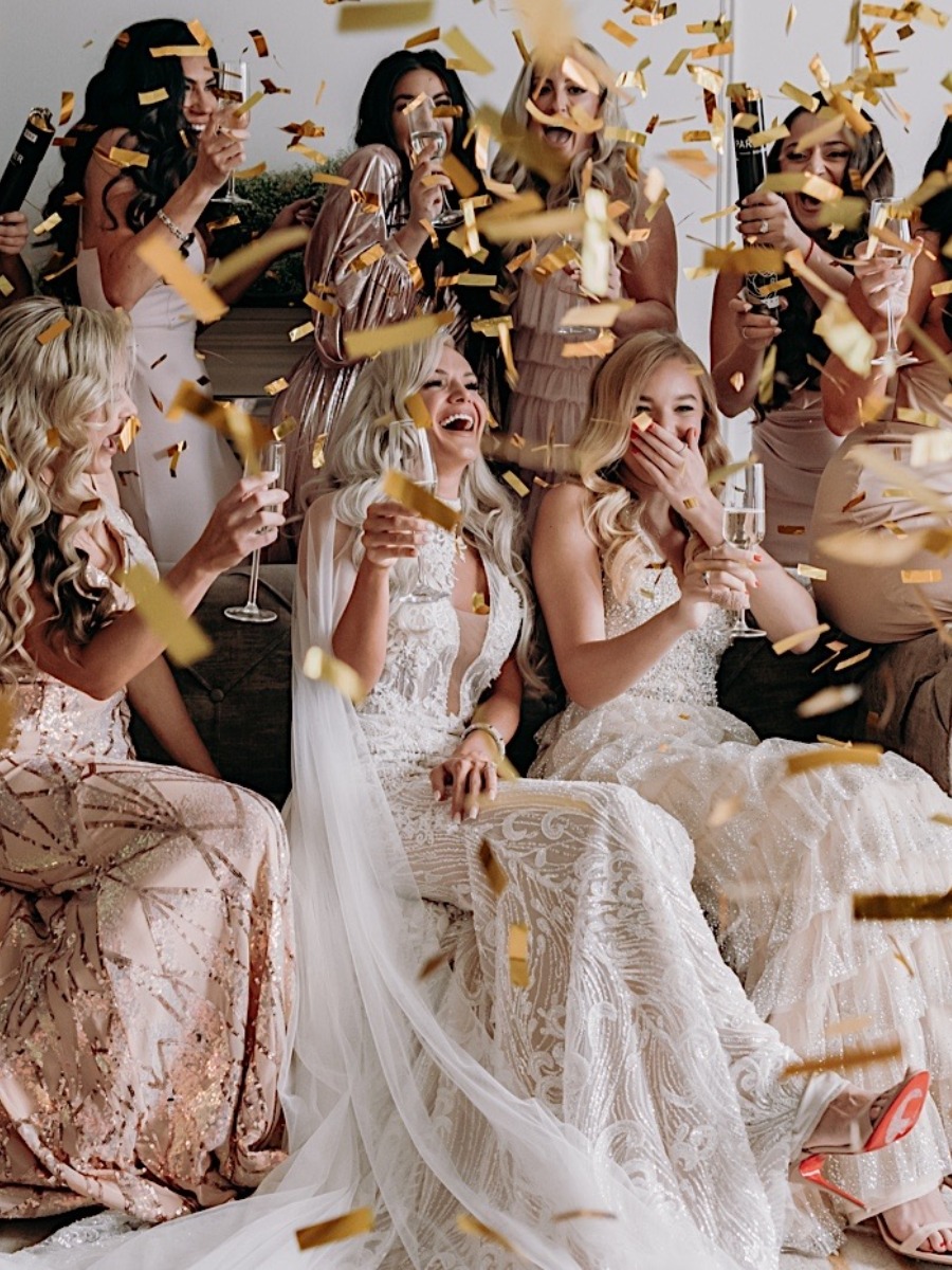 10 shots you HAVE to get with your bridesmaids while you get ready