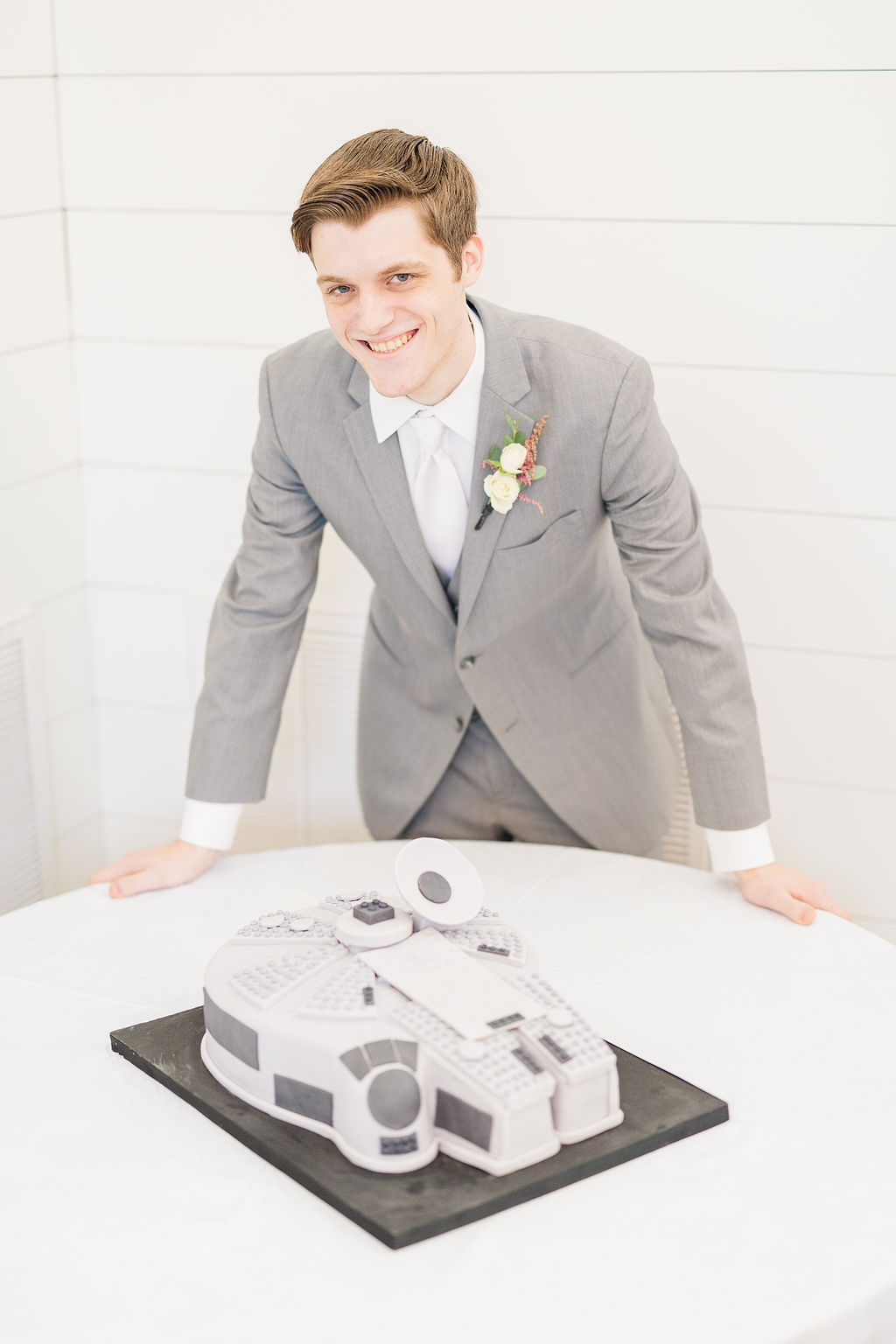 unique groom's cake