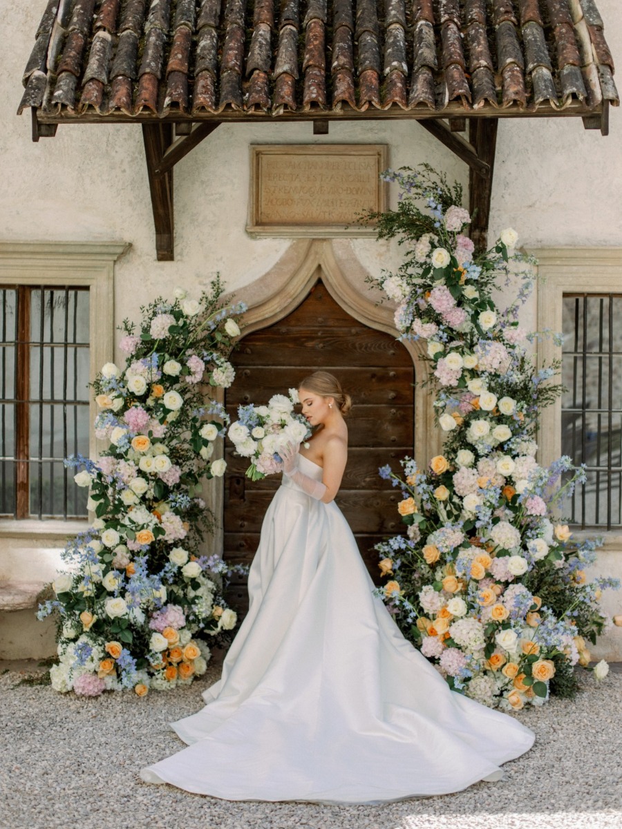 An Italian castle was the perfect backdrop for this Milla Nova shoot