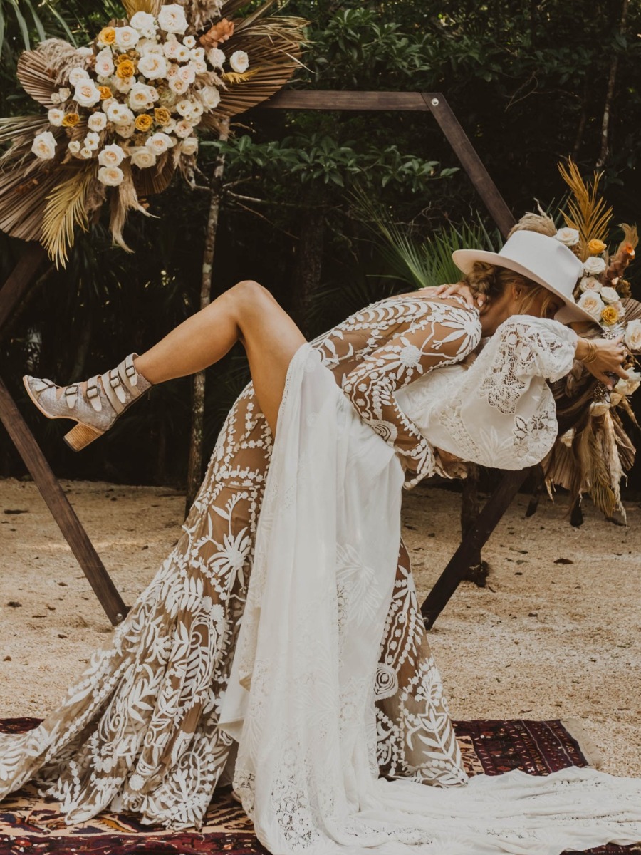 These Tulum brides made effortlessly boho chic look easy