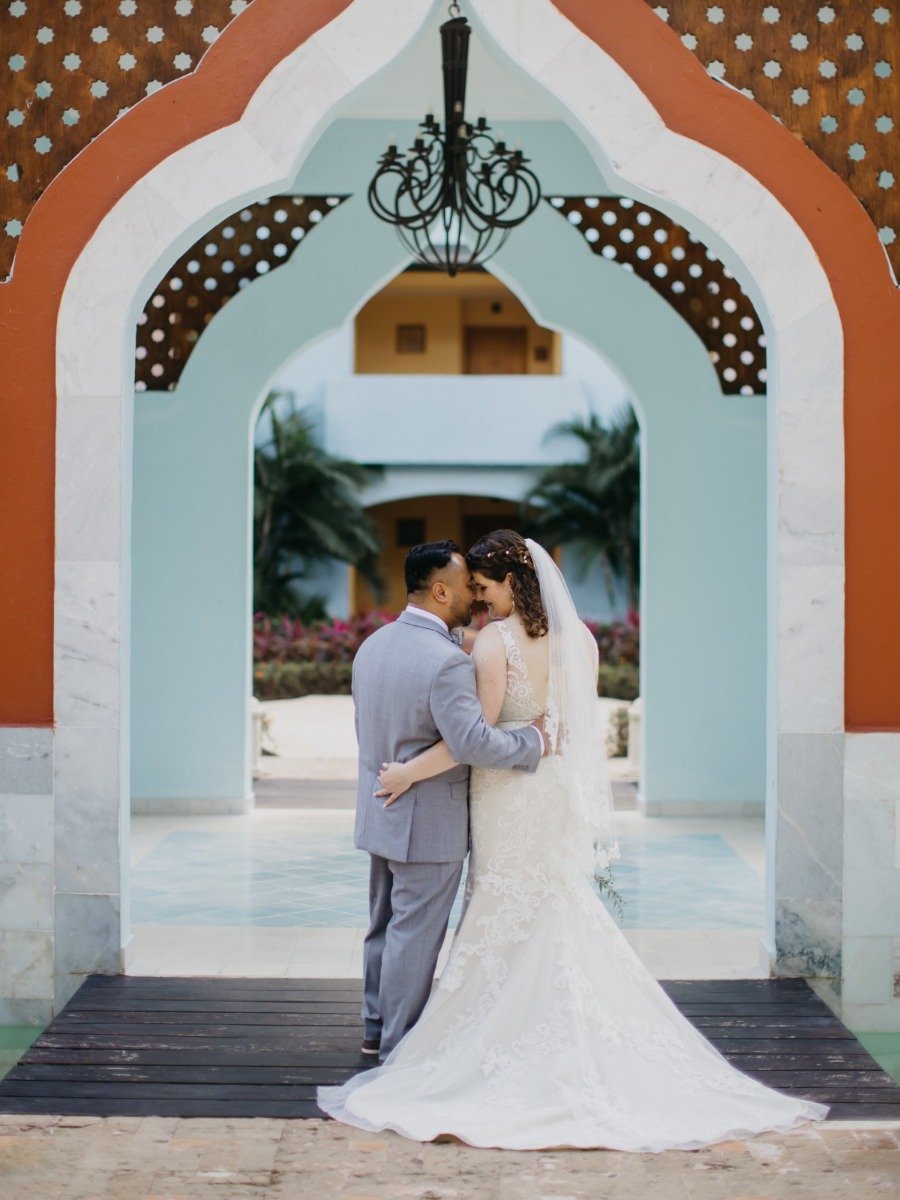 All-inclusive weddings can be affordable, and this one proves it!