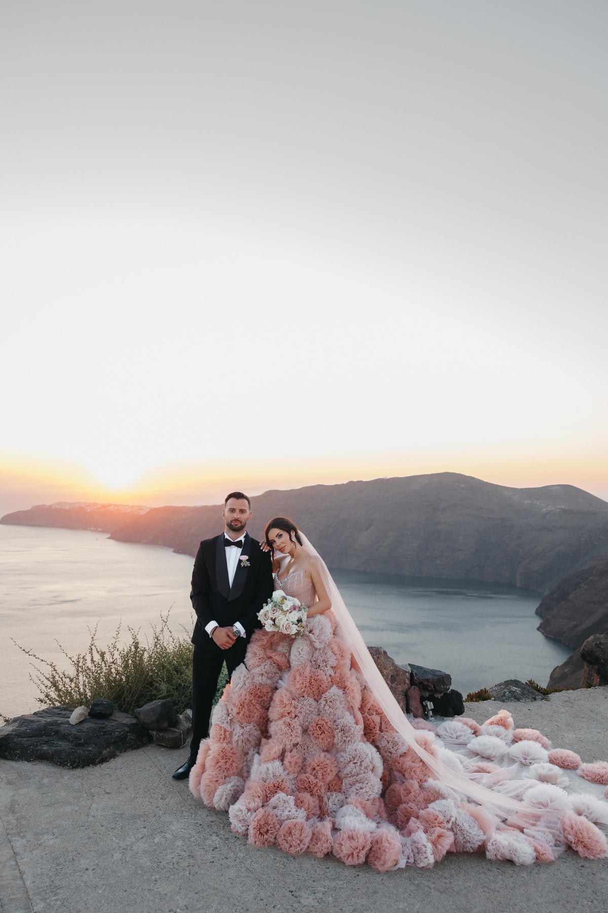 Sunset in Santorini destination wedding 