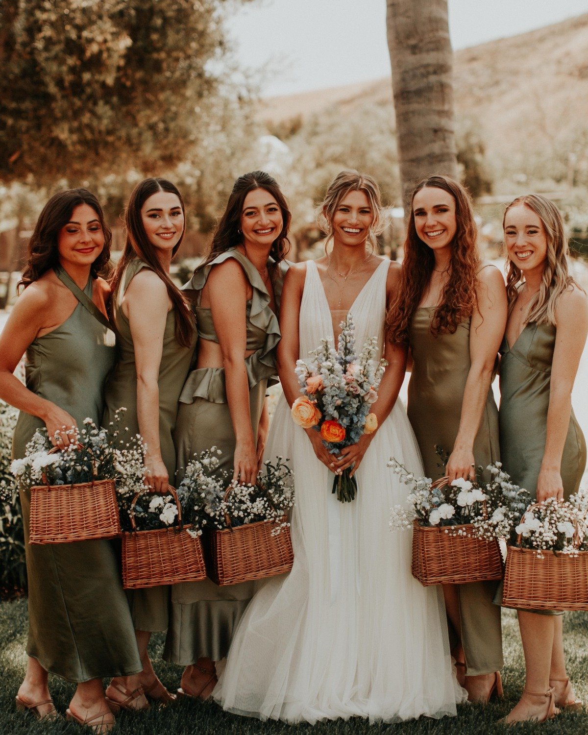 DIY bride and bridesmaid bouquets 