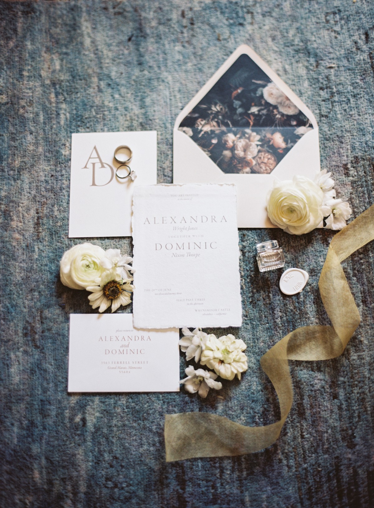 custom wedding invitation envelopes