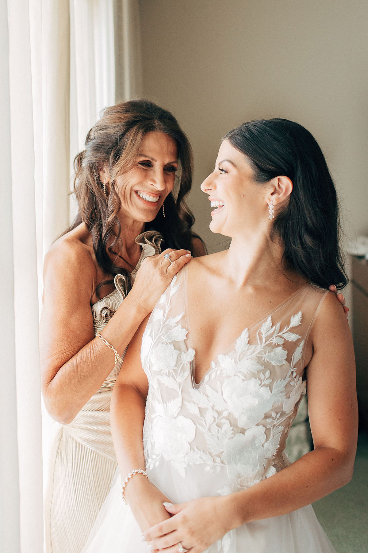 alisonandconnor-married-83