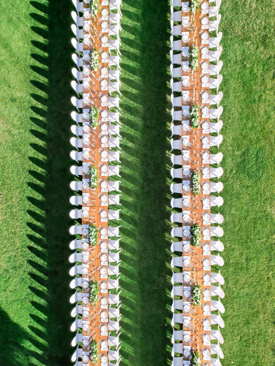 A Michigan country club wedding that was literally elevated luxury