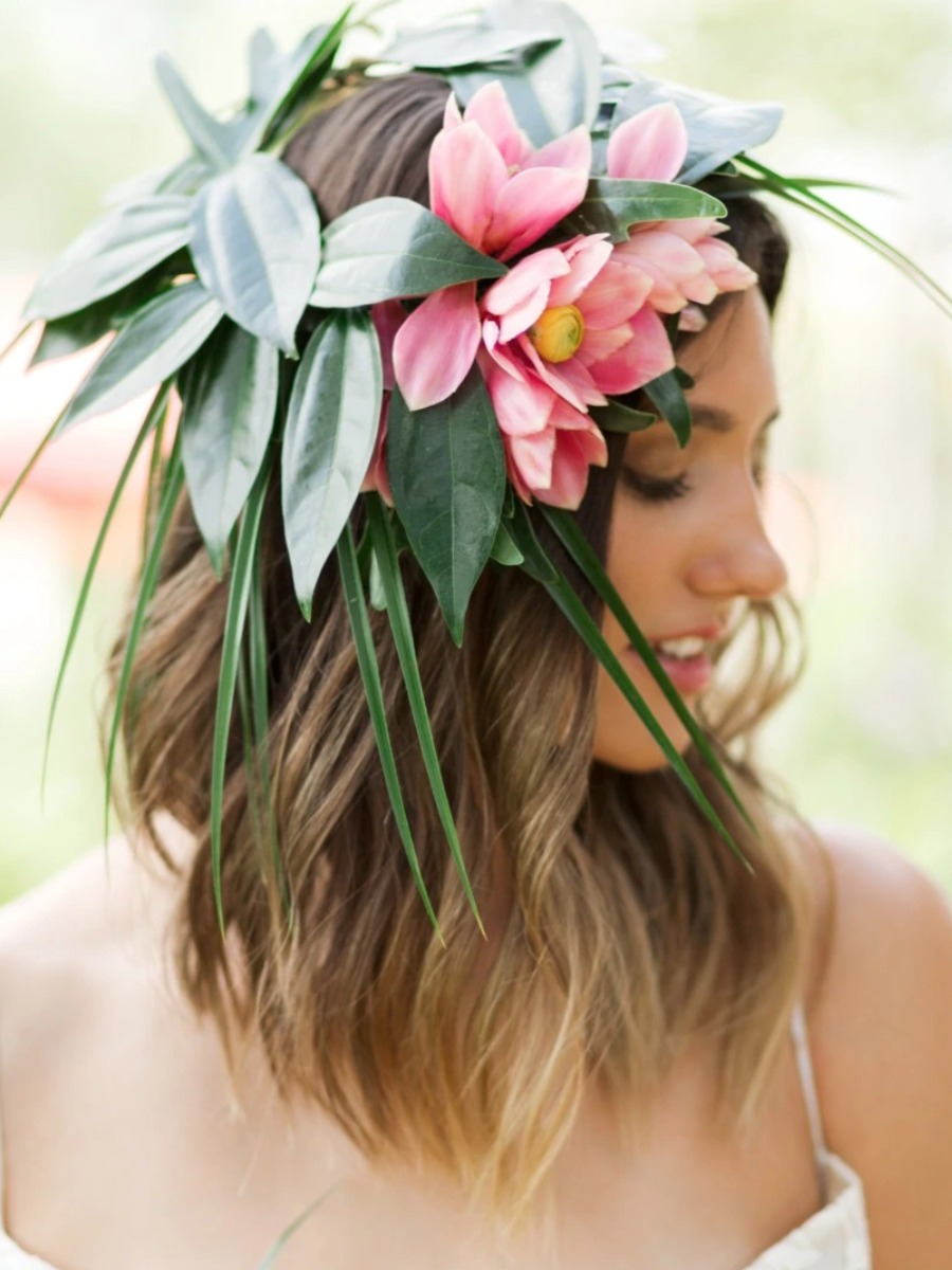 How To Have A Retro Chic + Tropical Wedding Day