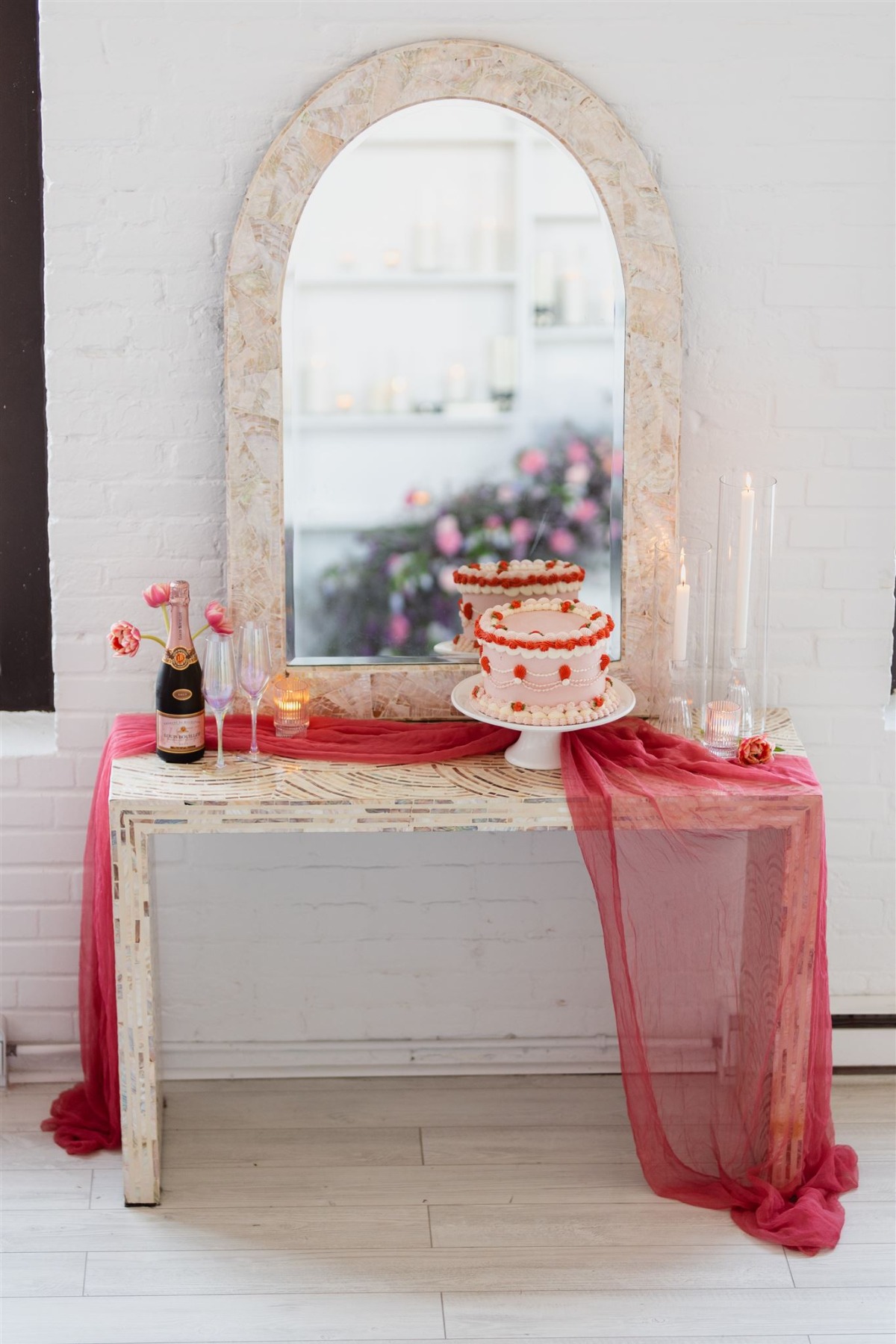 Pink vintage wedding cake stand 