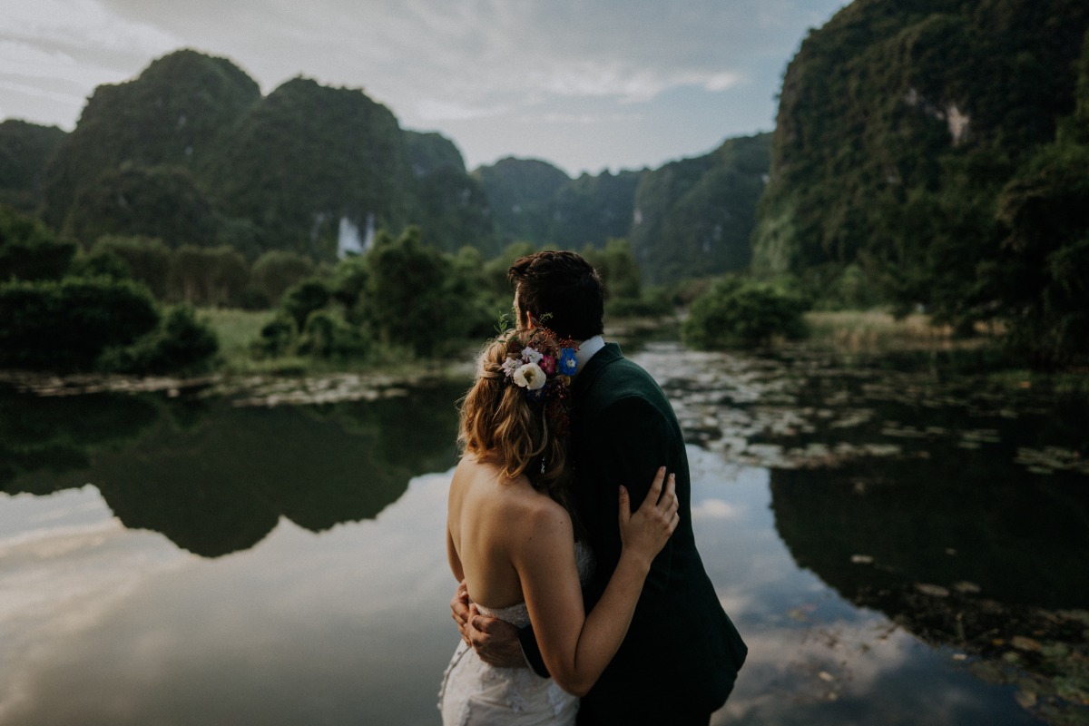 Breathtaking Vietnamese elopement views 