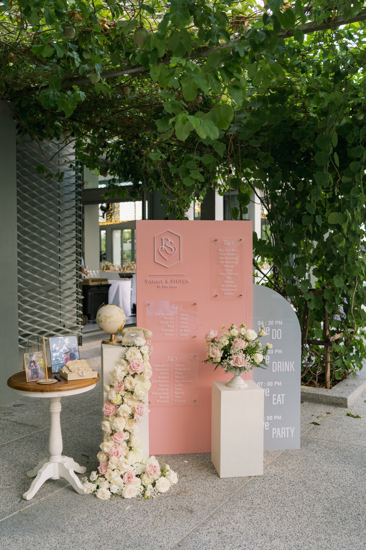 Modern pink floral wedding sign 