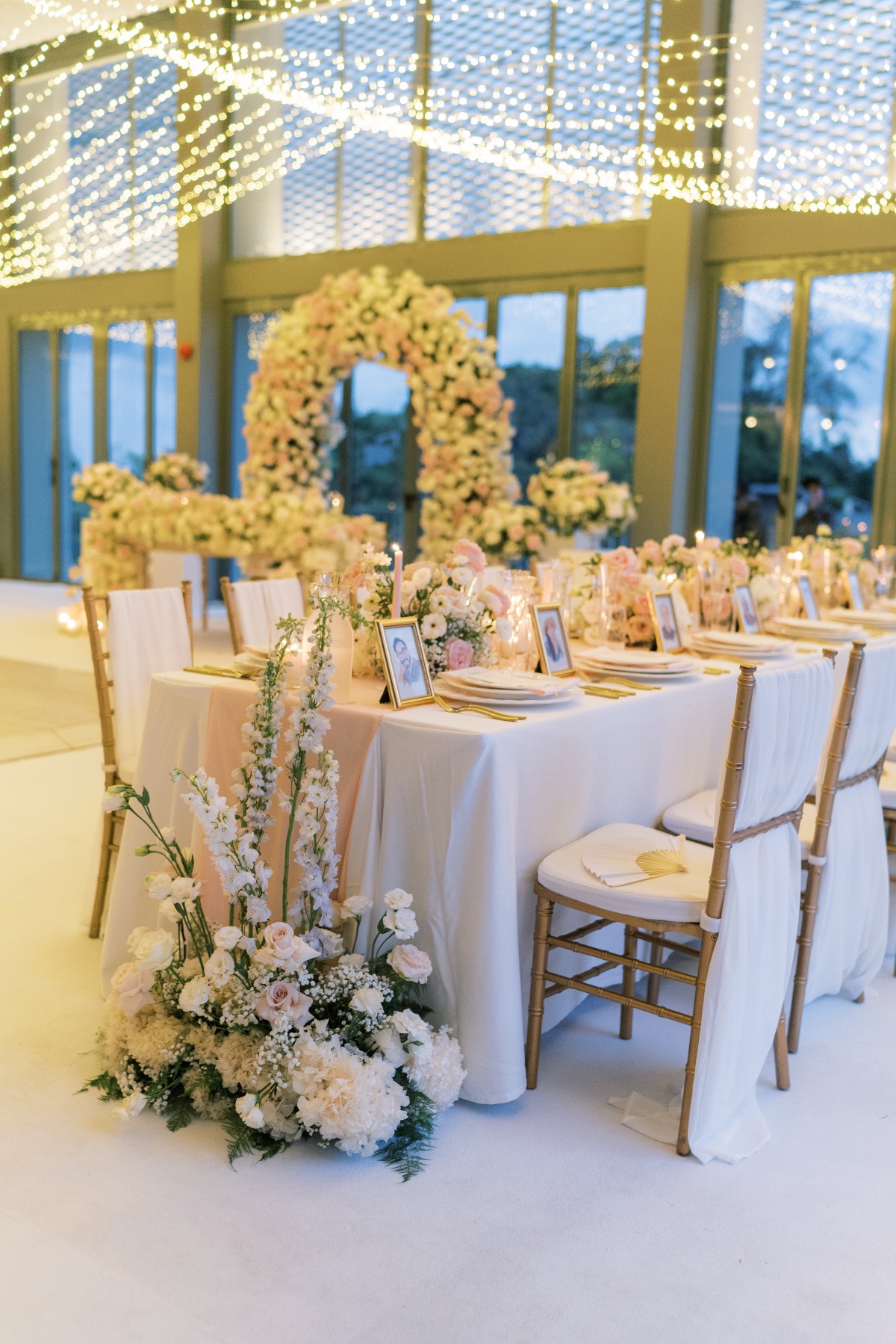 pastel pink reception table 